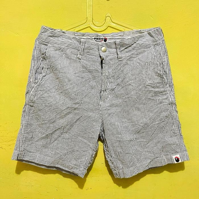 Celana pendek short pants a bathing ape bape pirate original second