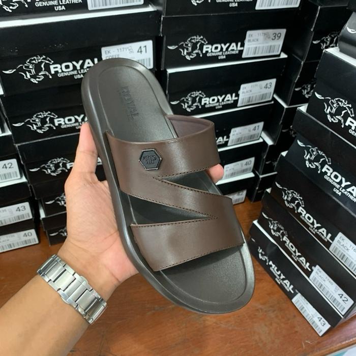 Royal Sendal Kulit royal kokoh Sandal
