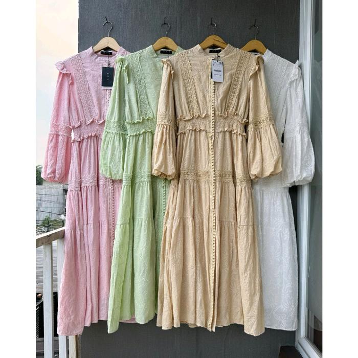 gamis yelena, dress lfy, gamis bangkok, lafreya dress, gamis putih, white maxi, dress katun bordir, 