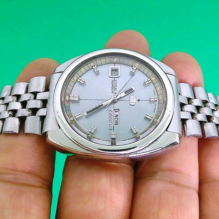 Jam tangan kuno Seiko 5 automatic 6119-7180 Silver dial