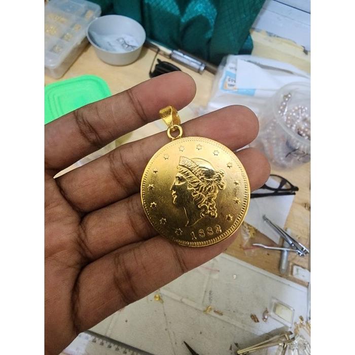 Liontin Koin Ringgit grade b lapis emas