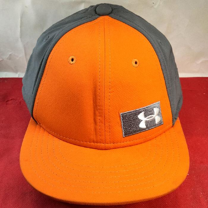 Topi UA Under Armor Flexfit size Remaja