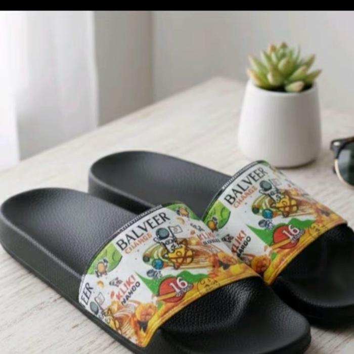 Sandal balvir dengan Desain Unik dan Nyaman untuk Penggunaan Sehari-hari