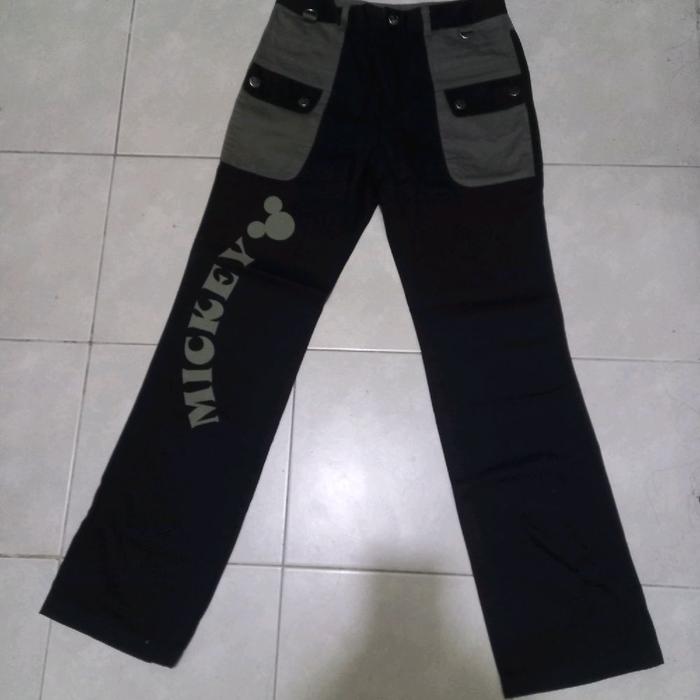 celana katun Disney Mickey Mouse remaja perempuan second uk. 165/70A usia 13-14 tahun hitam