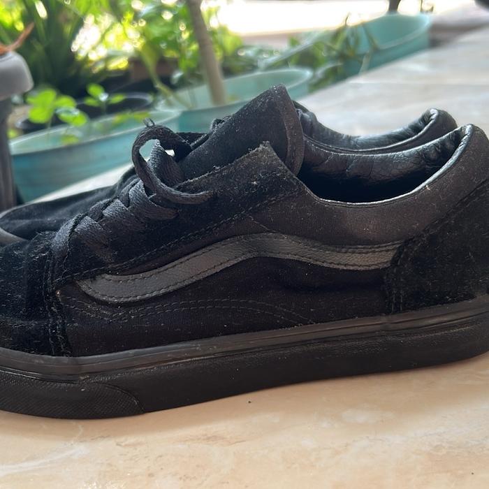 Sepatu vans full black second