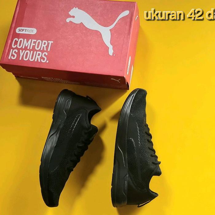 sepatu sport puma original hitam polos ukuran 42 dan 44