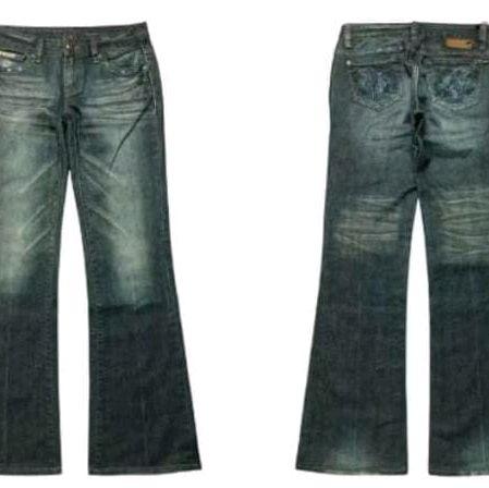 Jeans Bootcut Low Rise untuk Wanita