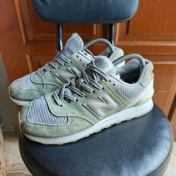 NB New Balance 574 Sepatu Second 100% ORIGINAL