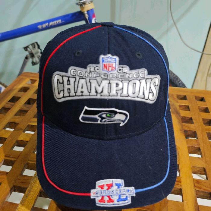 Topi NFL Seattle Seahawks by Reebok preloved