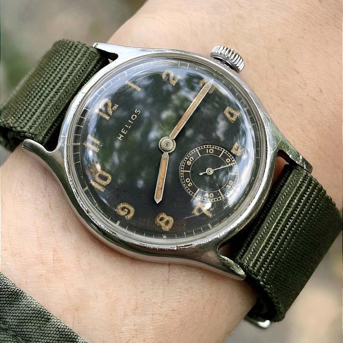 Helios DH military WW2 1940 no omega cwc hamilton iwc benrus seiko mido zenith jaeger movado rolex t