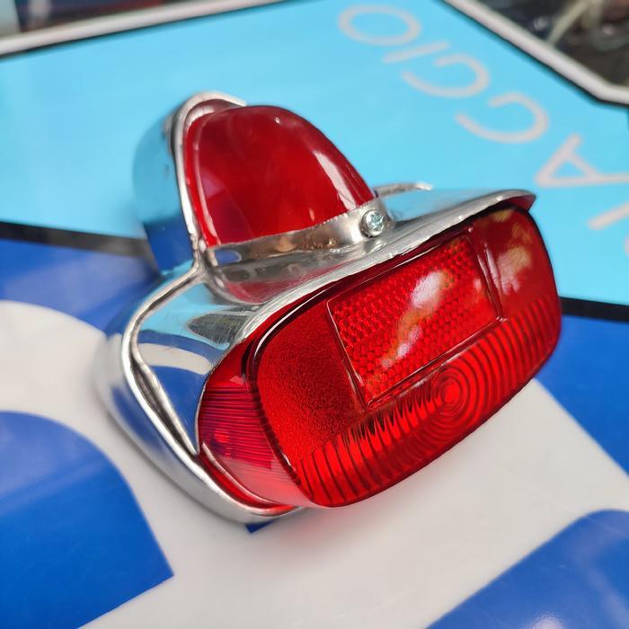 STOPLAMP VESPA SUPER SPRINT LAMPU STOPLAMP BELIMBING