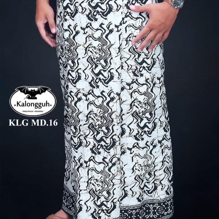 SARUNG KALONGGUH MADYA / SARUNG CAP / SARUNG SEMI TULIS / SARUNG HITAM PUTIH Batik Muslim Santri Pri