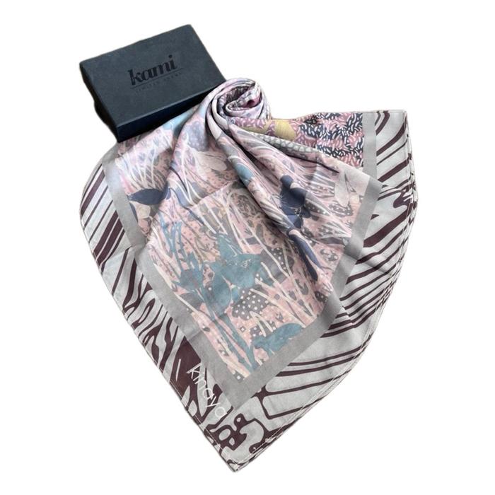 KAMI JEMIMA SQUARE EXT BRWON-CLAY (Preloved) Hijab Muslim Kerudung Segi Empat Branded Preloved Wanit