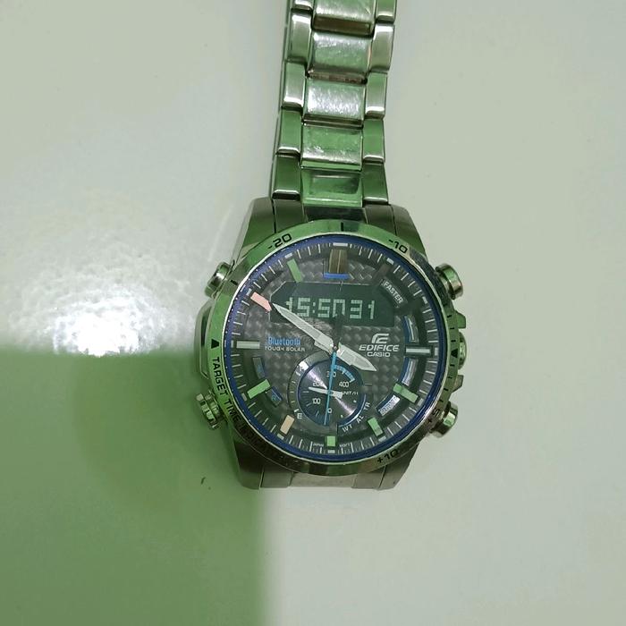 Casio Edifice ECB-800 Jam Tangan Pria dengan Tali Logam dan Tampilan Digital Multifungsi
