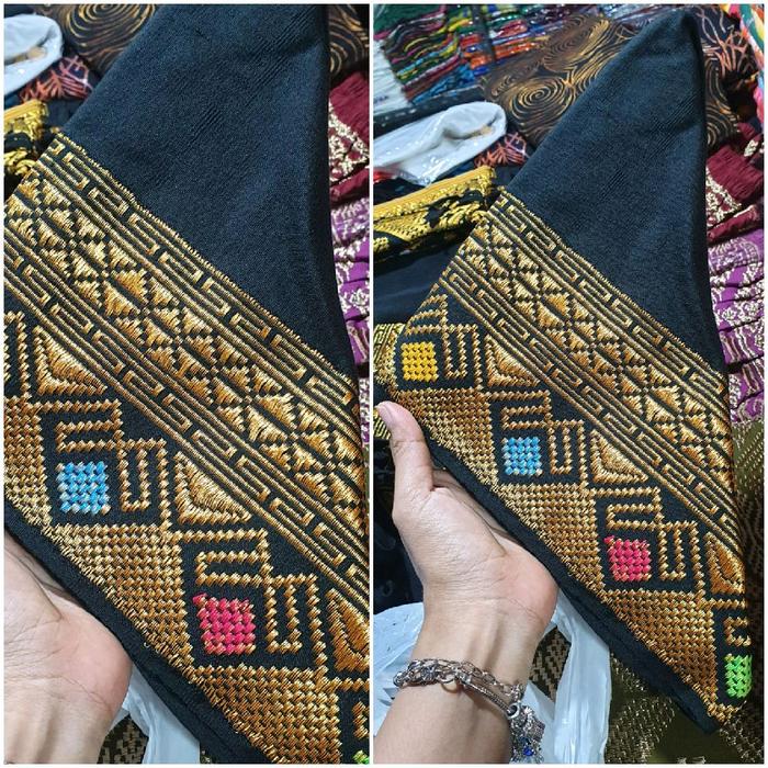 sapuk Asli Songket Khas Lombok sapuk songket segitiga dan setengah jadi
