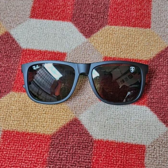 Kacamata Ray-Ban original pria rayban ferrari