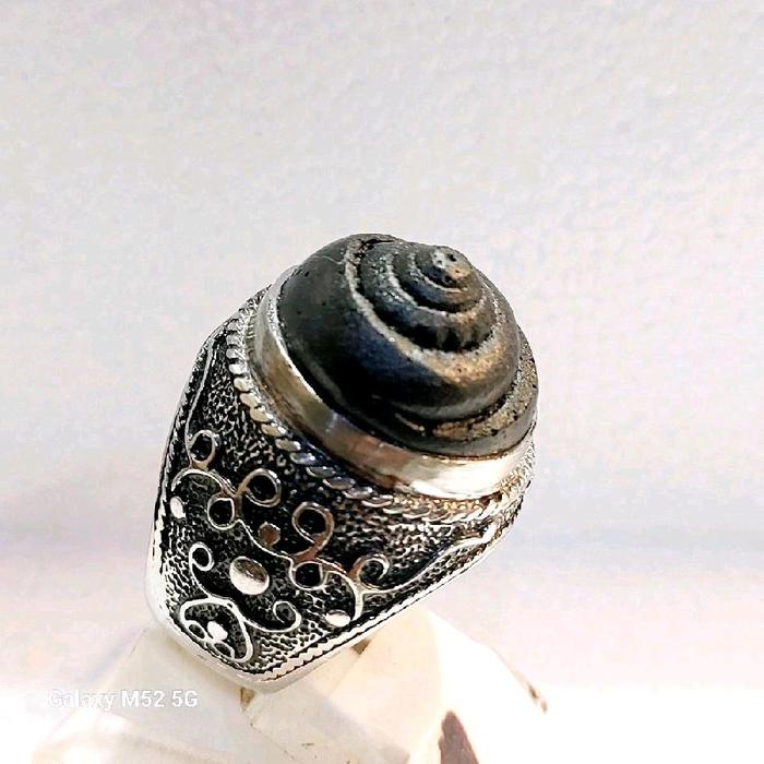 Cincin Badar Besi Motif Keong Buntet Nempel Magnet Ring Alpaka Super Batu Handmade Ukuran 18-22mm Si