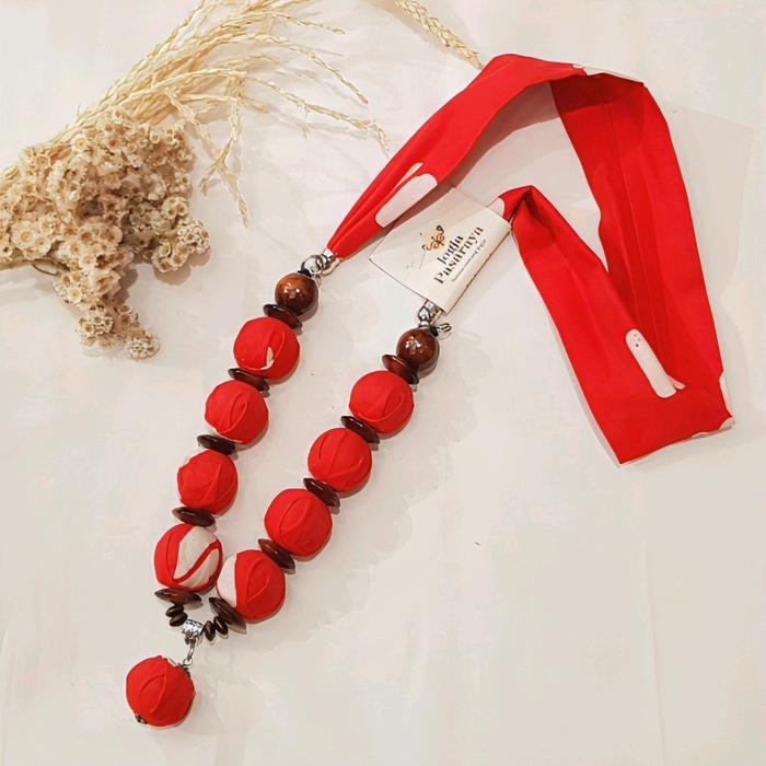 Kalung Batik Wanita Khas Jogja ( Kl Queen )