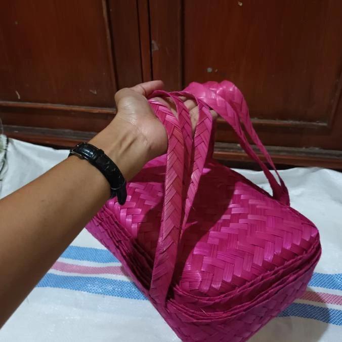 Besek jinjing bambu 20x30