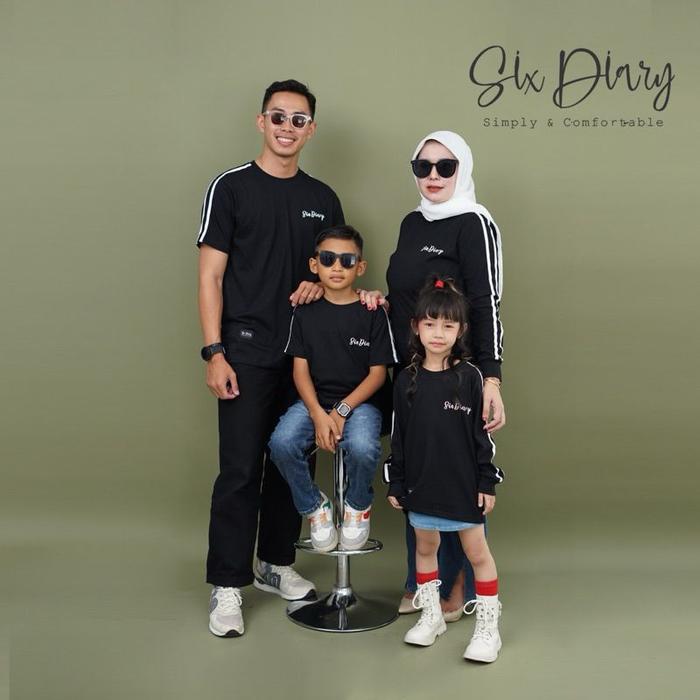 Baju Wanita Atasan Kaos Couple keluarga Six Diary Hitam lis putih