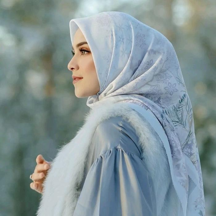 Buttonscarves Disney's Frozen Series