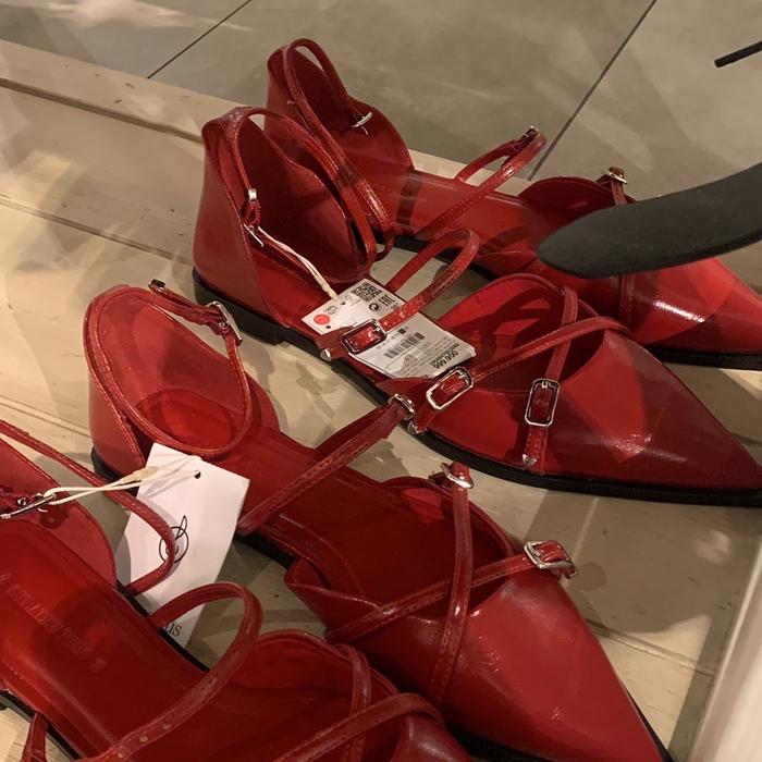 Sepatu Wanita Stradivarius Model Elegan Casual - Shoes Sandal