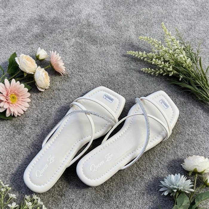 Sandal Flat Wanita Premium Queen Zee Desain Elegan Nyaman Untuk Sehari Hari