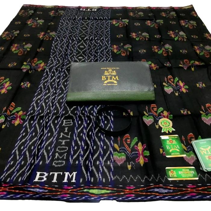 sarung btm/sarung btm full sutra/sarung btm mst/sarung kembangan/sarung btm sutra asli/sarung btm ka