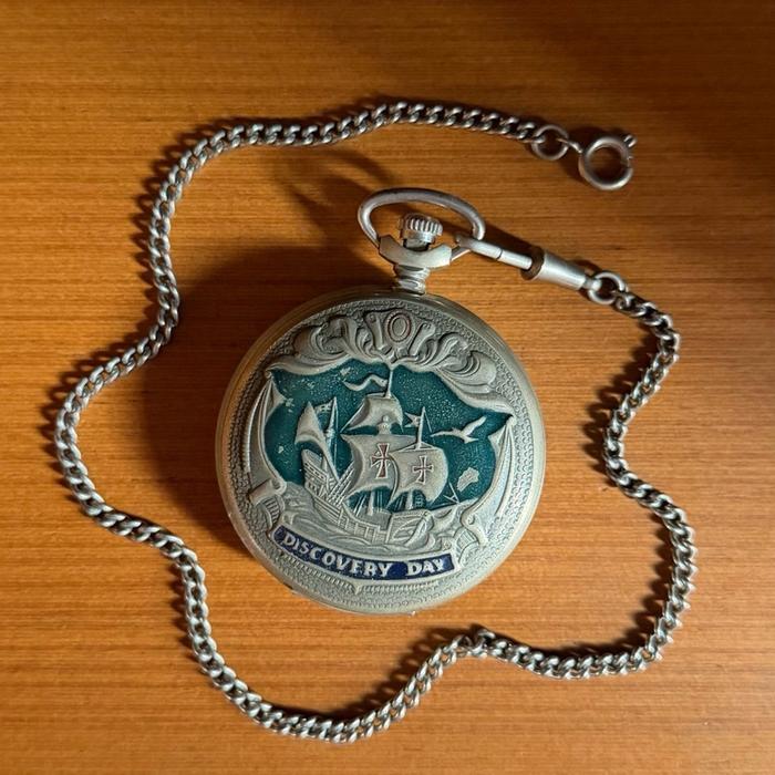 SERI SUPER LANGKA CHRISTOPHER COLUMBUS ! vintage molnija pocket watch discovery day 500 years annive