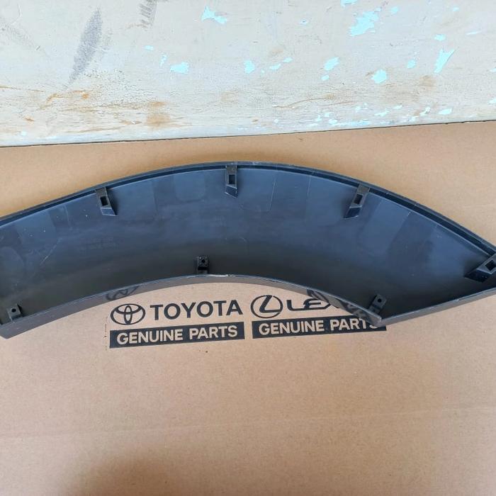 Sambungan Fender Belakang Fortuner 2012-2015 ..