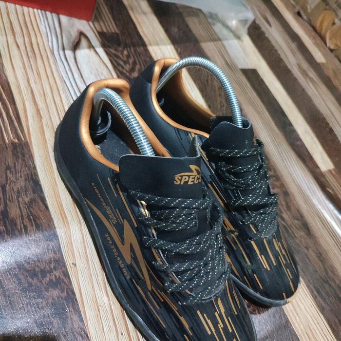 sepatu futsal ls reborn gols size41