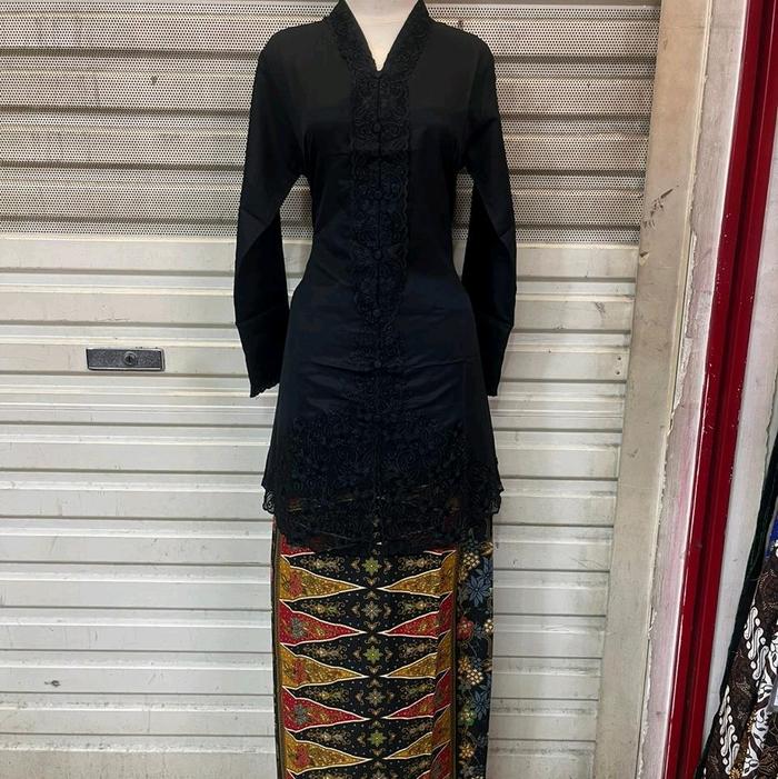 KEBAYA TUNIK ENCIM//KEBAYA TUNIK ENCIM BORDIR