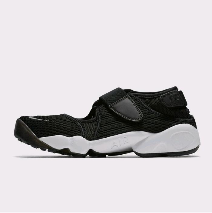 sepatu nike air rift breathe black  Sneakers Wanita Pria Casual Shoes