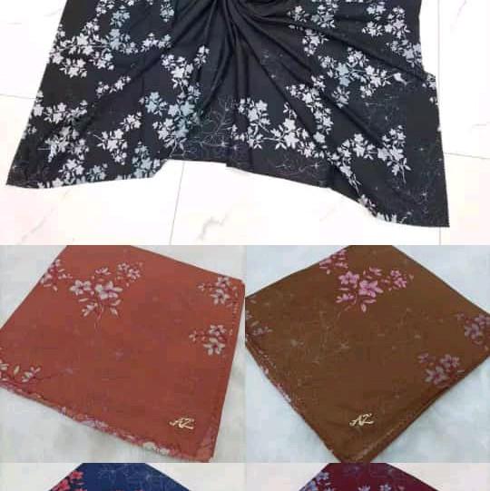Segi Empat Motif Azara Oskara Umama Premium Pouch Lasercut Bisa Pilih Motif