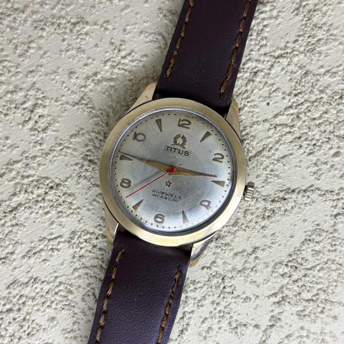 Dresswatch Jam tangan Titus 21j Ring Gold Second Preloved Watches