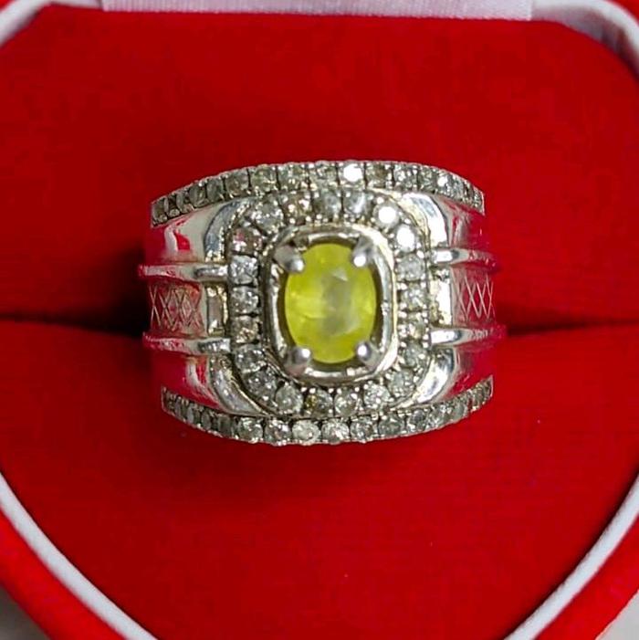 cincin perak cowo yakult keliling berlian