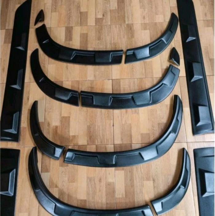 Over pender Pajero sport PLASTIK ABS Komplit 4 biji