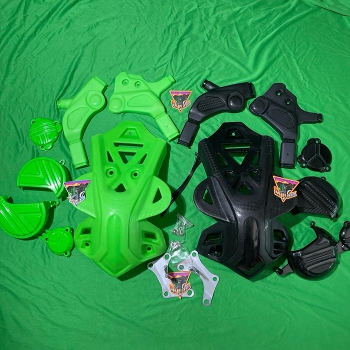 Tutup mesin KLX 140 full set / engine guard KLX 140 full / cover