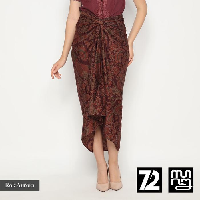 ROK BATIK SPAN Aurora Skirt Lilit Kebaya Modern Wanita Motif Merak Warna Merah Maroon 724305 Cap 72