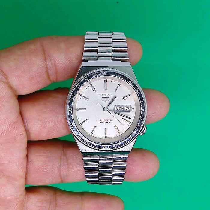 Jam tangan kuno Seiko automatic 6309-8360