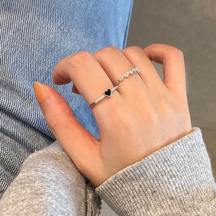 2Pcs / Set Cincin Jari Telunjuk Desain Hati Warna Hitam Gaya Korea