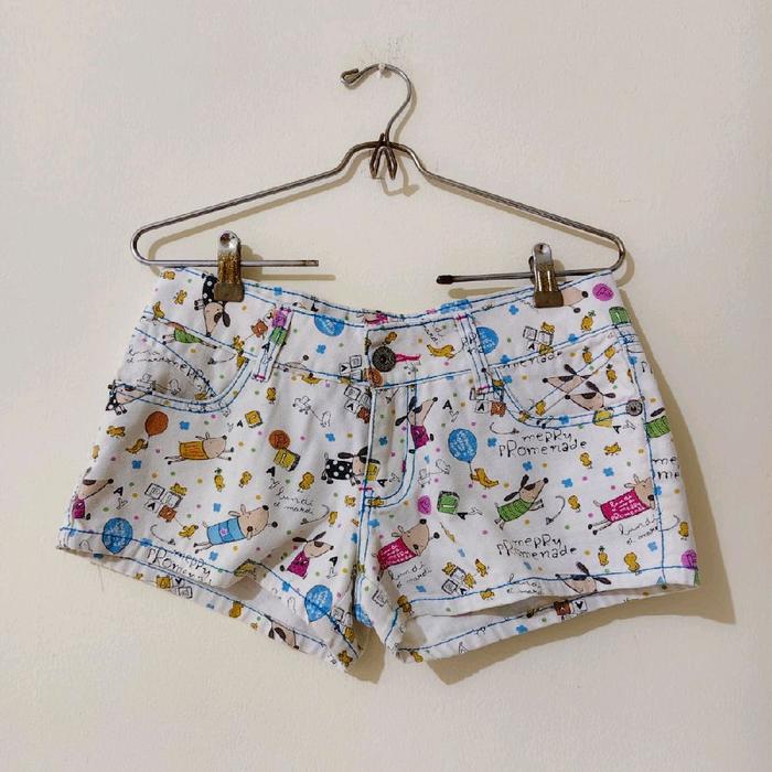 Preloved celana pendek kartun