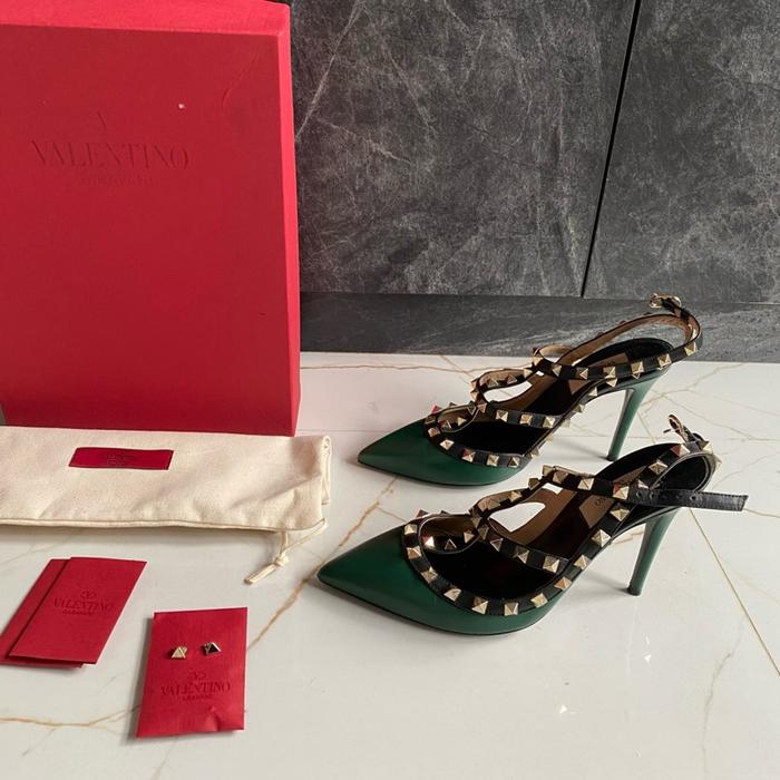 Valentino rockstud green heels (second)