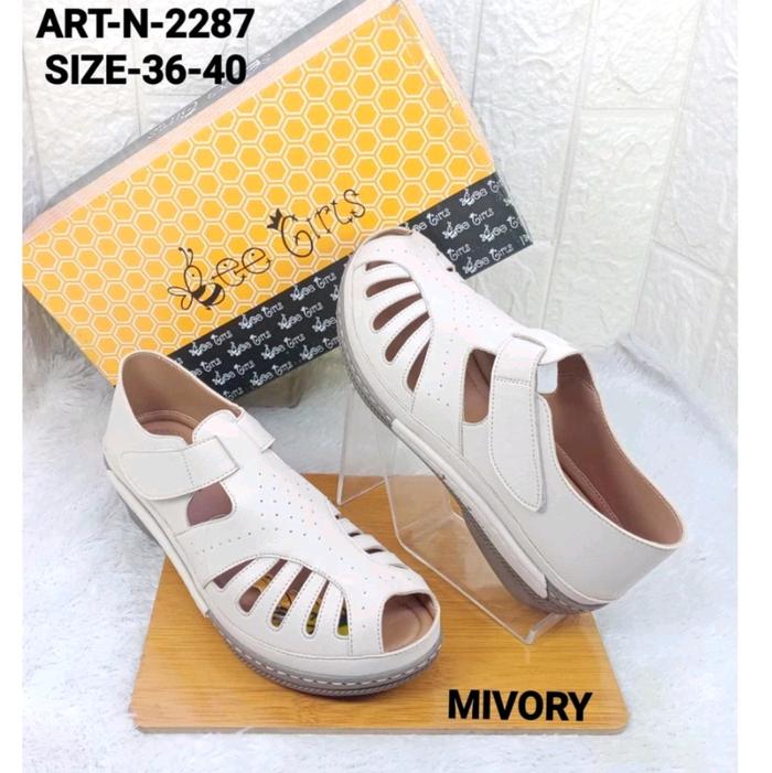 n2287 sepatu wanita bee girls