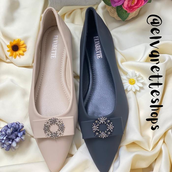 Elvarette Lea Pansus Datar Ringan Ujung Lancip Modis Manis Korea Casual Black Shoes