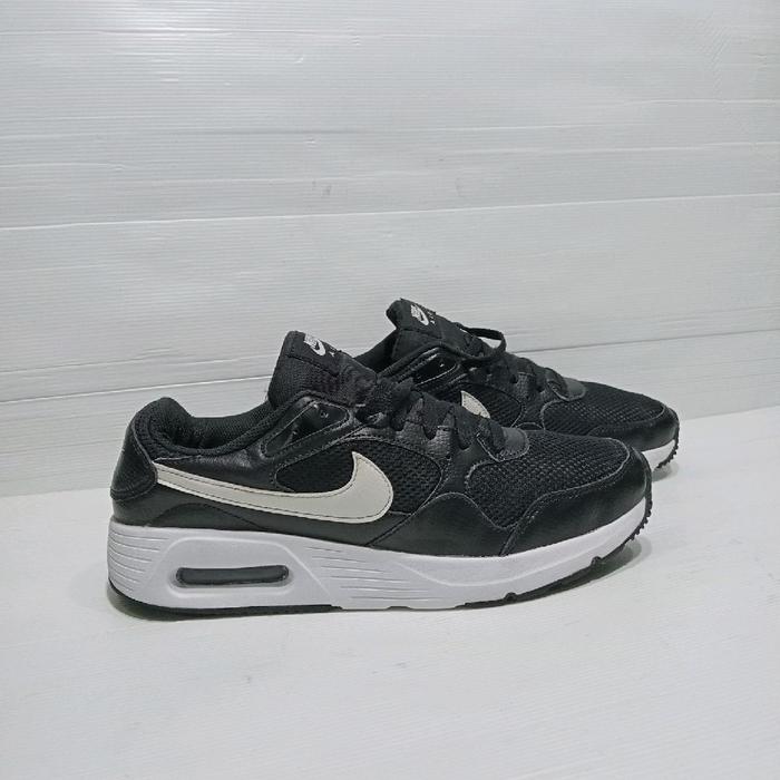 nike size 44,5 // 285 cm,second,indonesia,kulit padu kanvas