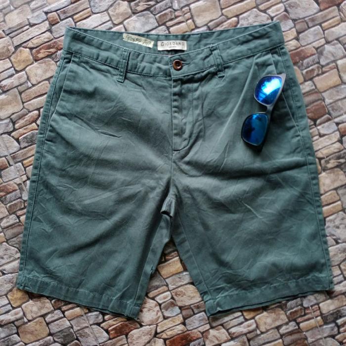 Celana chino Giordano original preloved, Celana pendek pria