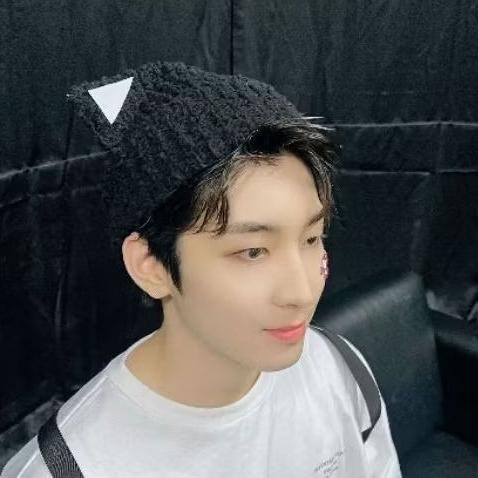 [PRE ORDER] Beanie Hat Cat Crochet (ib: WONWOO SEVENTEEN - FOLLOW TOUR JAPAN)