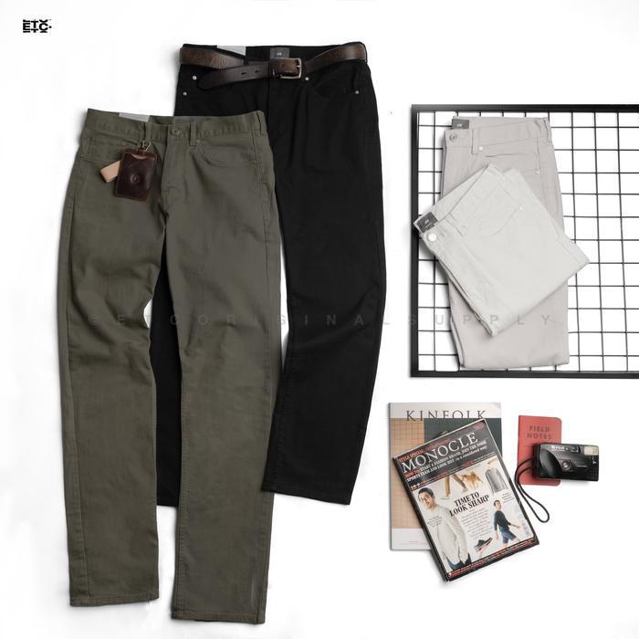 HM Trousers Twill Regular Fit