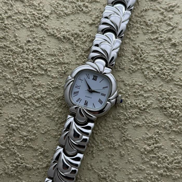 Dresswatch Jam tangan Citizen Noevir Tank Art Deco Square Bracelet Second Preloved